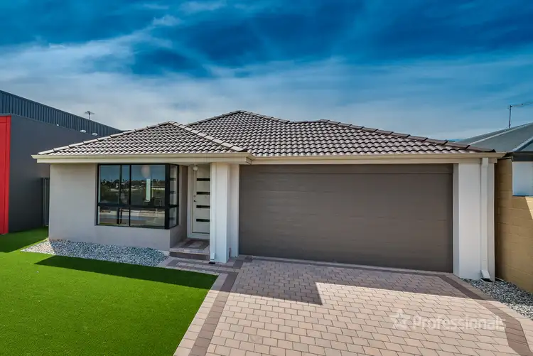 5 Avon Road, Yanchep WA 6035