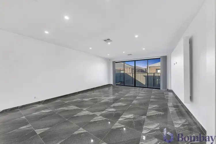 Sixth view of Homely house listing, 14 Callistemon Road, Craigieburn VIC 3064