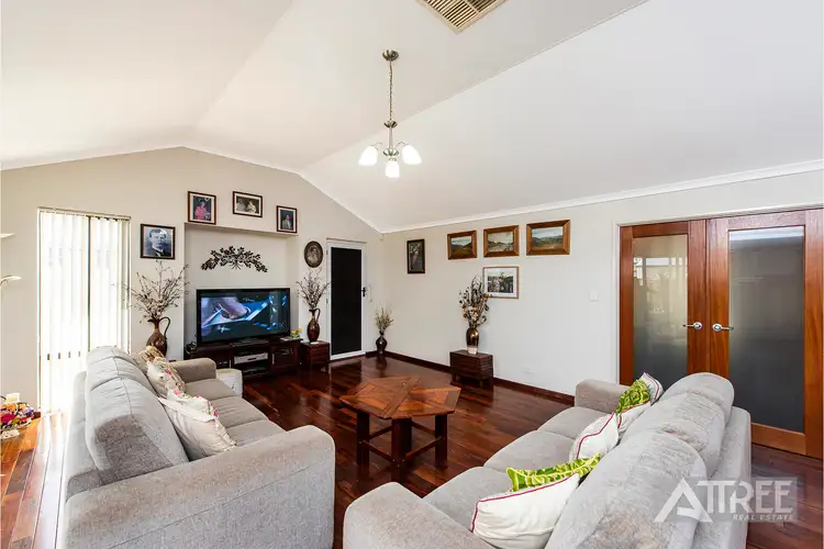 19 Patchouli Circle, Atwell WA 6164