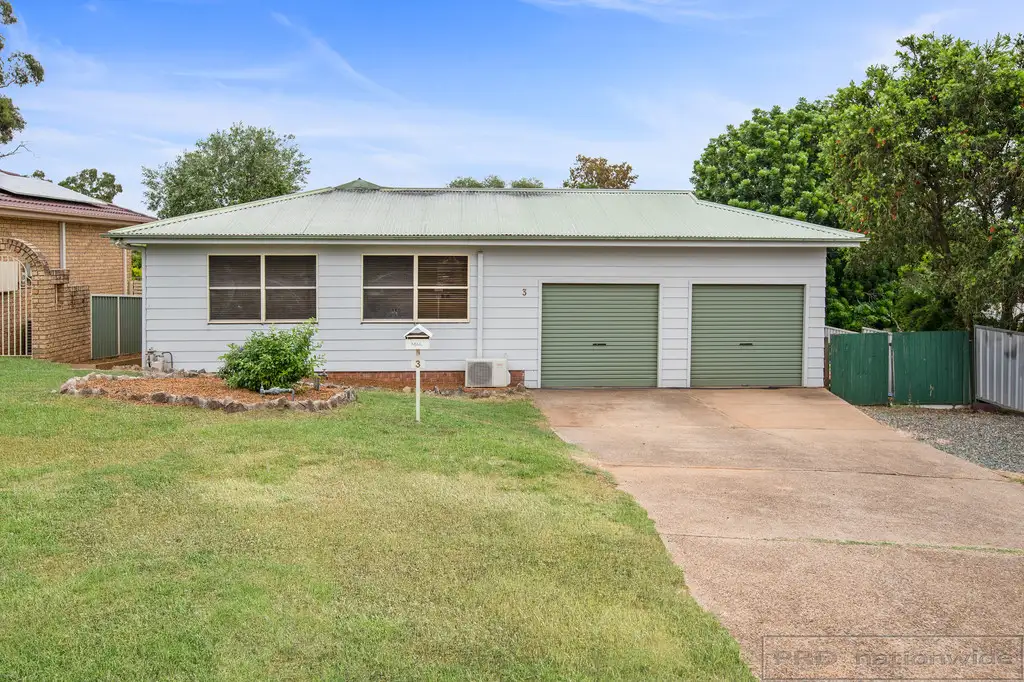 Main view of Homely house listing, 3 Clayton Crescent, Rutherford NSW 2320
