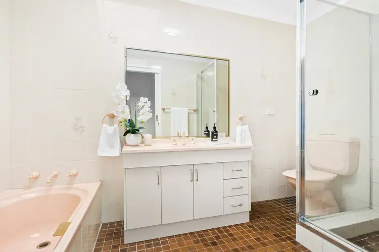 Sixth view of Homely house listing, 2 Wyang Place, Engadine NSW 2233