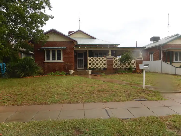 28 Bogan Street, Parkes NSW 2870