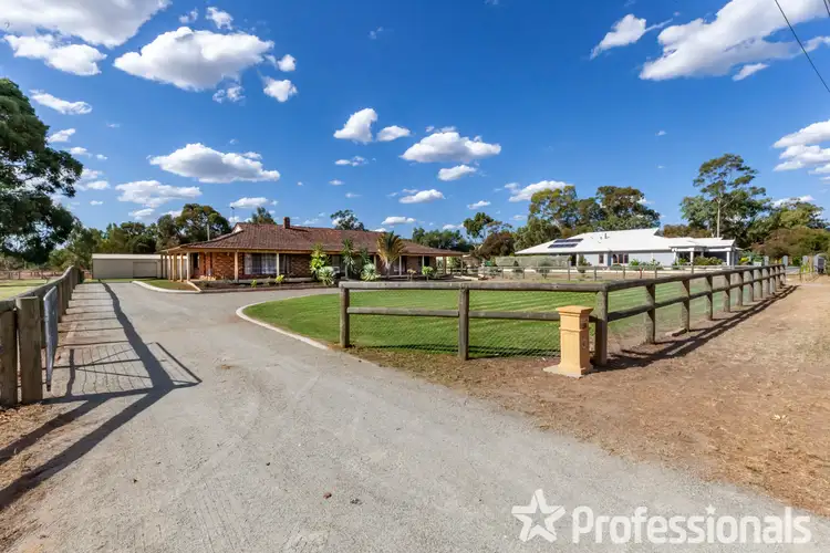 194 Larsen Road, Byford WA 6122