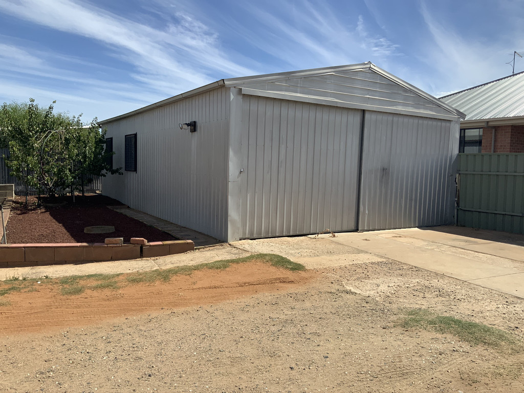 Fifth view of Homely house listing, 1 Pfitzner St, Murray Bridge SA 5253