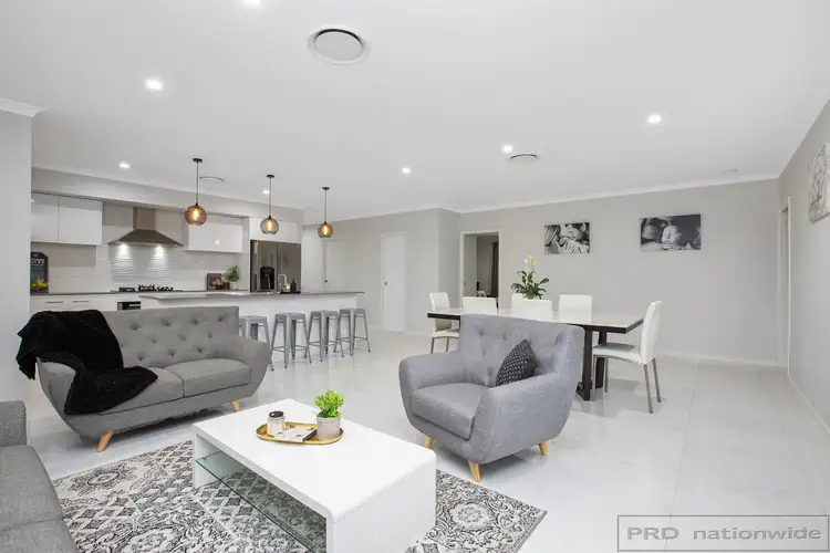 Sixth view of Homely house listing, 27 Tigertail Street, Chisholm NSW 2322