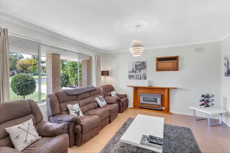 Fifth view of Homely house listing, 4 Kimberly Way, Happy Valley SA 5159