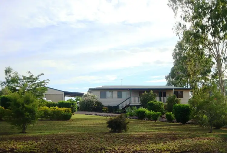 100 lakes drive, Laidley Heights QLD 4341