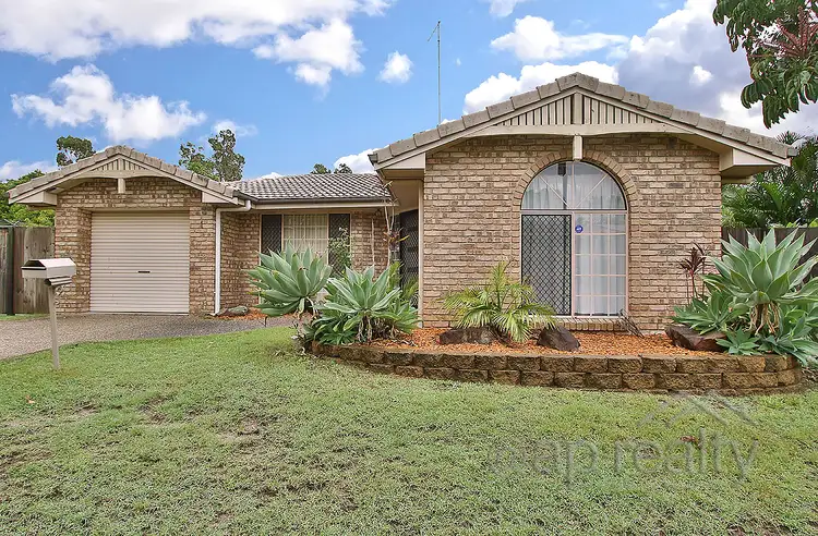 1 Murray Place, Forest Lake QLD 4078