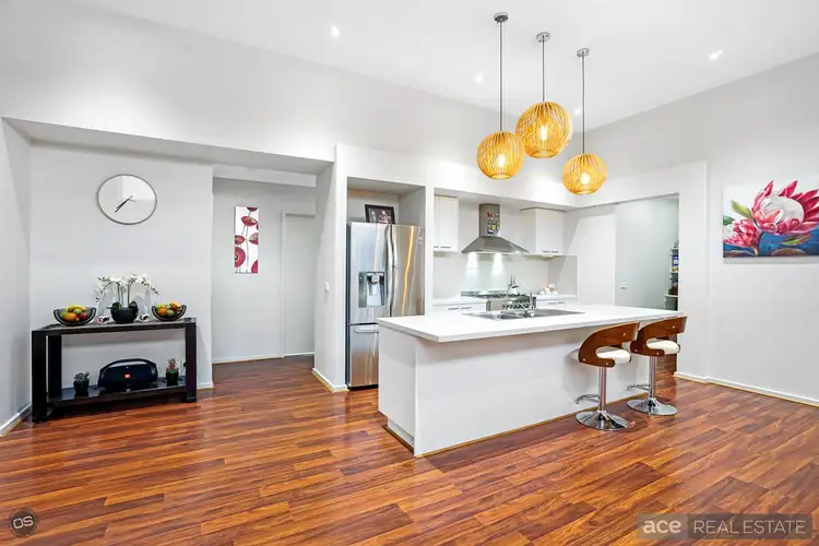 Sixth view of Homely house listing, 7 Doyle Court, Truganina VIC 3029