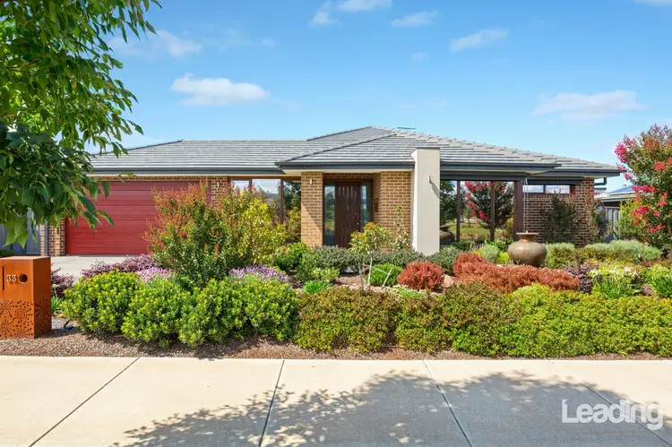 33 Parkside Avenue, Romsey VIC 3434
