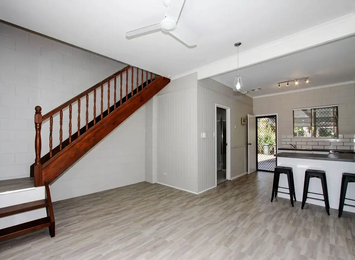 Main view of Homely unit listing, Unit 4/25 Hervey Street, Scarness QLD 4655