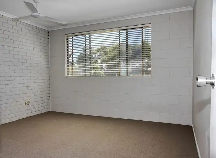 Sixth view of Homely unit listing, Unit 4/25 Hervey Street, Scarness QLD 4655