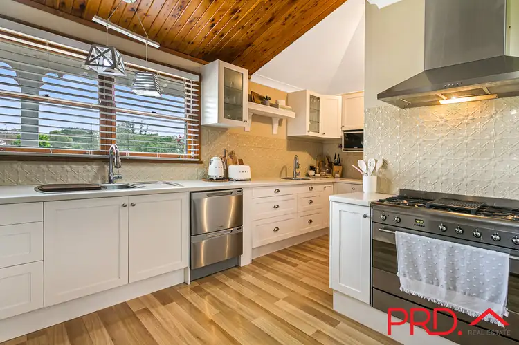 Fifth view of Homely house listing, 2 Tangaratta Street, Duri NSW 2344
