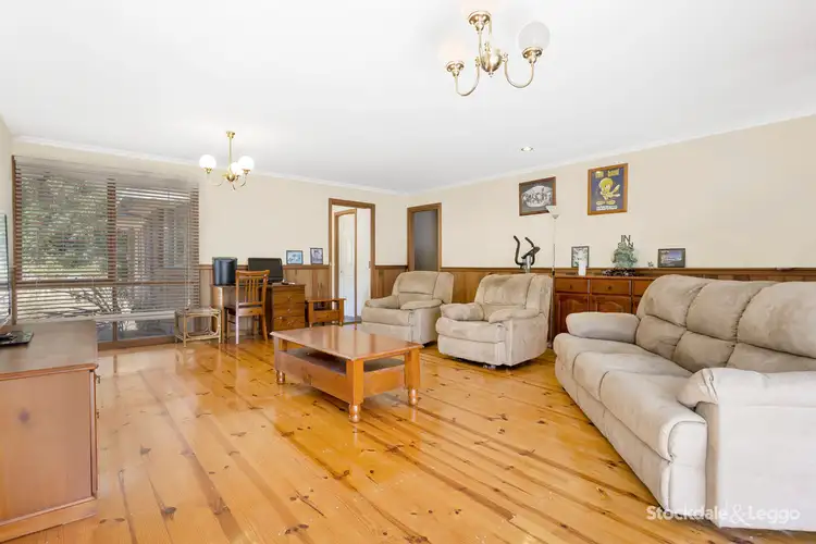 Fifth view of Homely house listing, 2 Hakea Court, Langwarrin VIC 3910