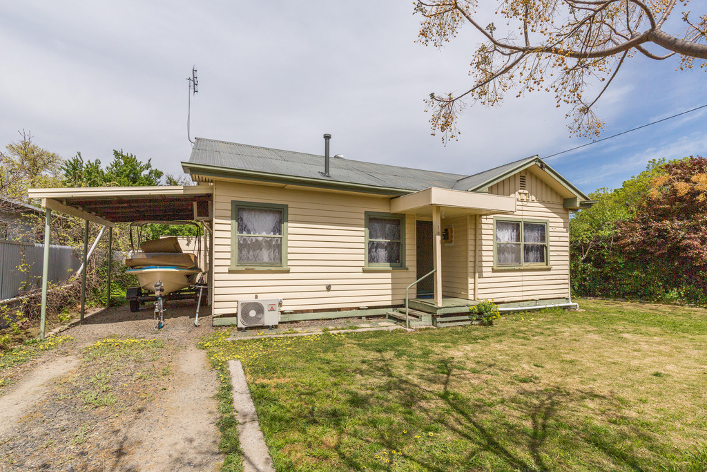 16 Harriett Street, Horsham VIC 3400