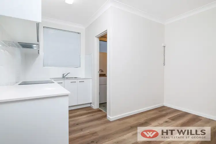 2/14-16 Gloucester Road, Hurstville NSW 2220