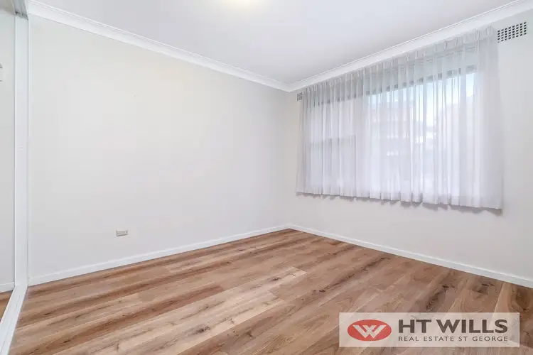 Sixth view of Homely unit listing, 2/14-16 Gloucester Road, Hurstville NSW 2220