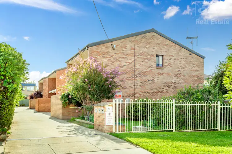 Main view of Homely townhouse listing, 2/21 Broughton Place, Queanbeyan NSW 2620