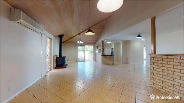 Sixth view of Homely house listing, 5 Karri Court, Broadwater WA 6280