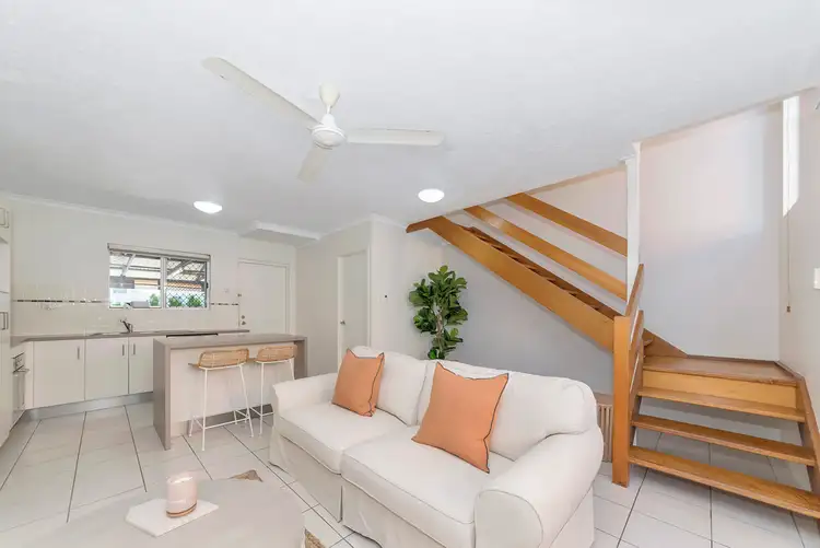 Unit 2/84 Mitchell Street, North Ward QLD 4810