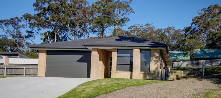 24 Northrope Road, Lakes Entrance VIC 3909