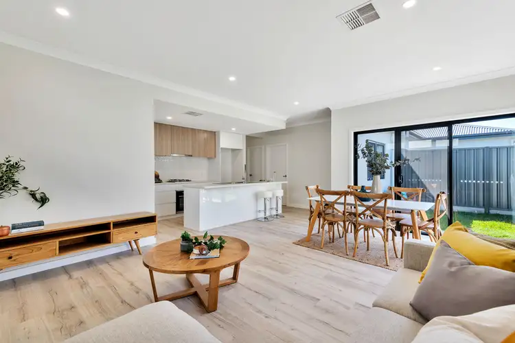 4 Peter Street, Marion SA 5043
