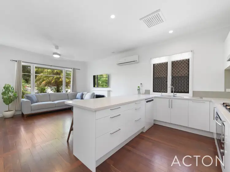 Fifth view of Homely house listing, 18 Holmes Place, Hilton WA 6163
