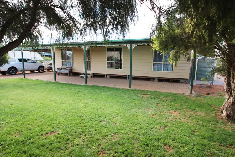 9 Downer Avenue, Lyrup SA 5343