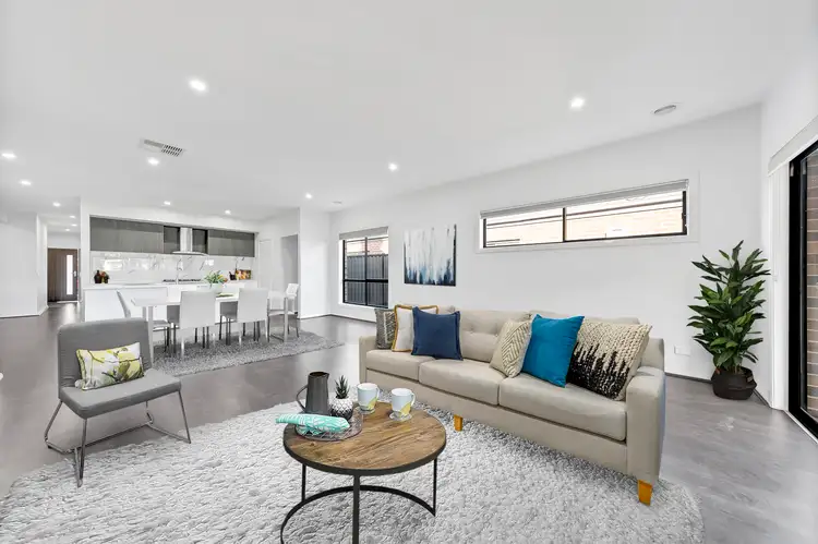 Fifth view of Homely house listing, 7 Flores Road, Craigieburn VIC 3064