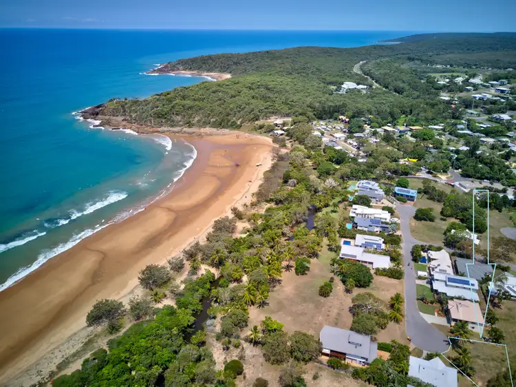22 Beach Houses Estate Road, Agnes Water QLD 4677
