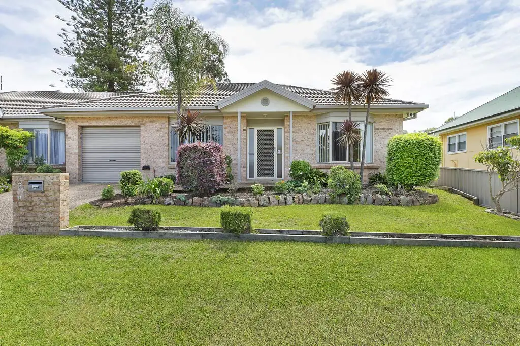 Main view of Homely house listing, 2/5 Reynolds Street, Blackalls Park NSW 2283