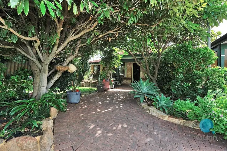 9 Chartwell Place, Leeming WA 6149