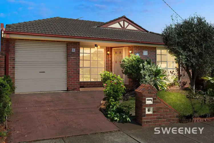 5 Harrison Court, Altona Meadows VIC 3028
