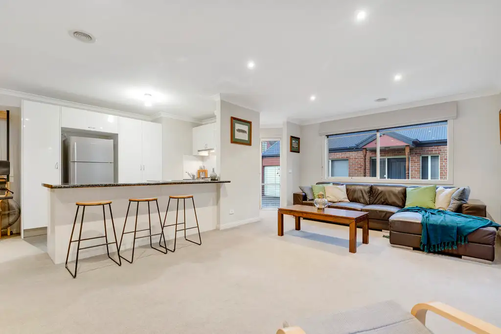 Main view of Homely unit listing, 2/46 Frankston - Flinders Rd, Frankston VIC 3199