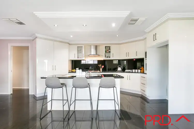 Fifth view of Homely house listing, 11 Verdelho Drive, Tamworth NSW 2340