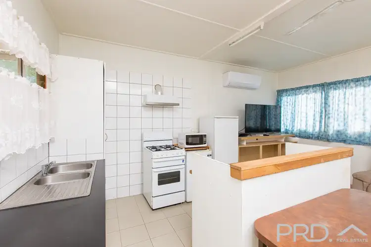 Seventh view of Homely other listing, Cabin 13, 498 Sturt Highway (Sunraysia Holiday Park), Mildura VIC 3500