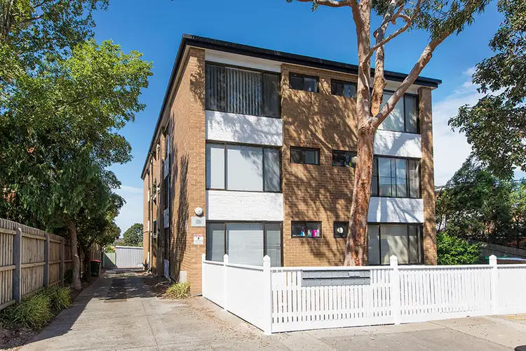 Second view of Homely apartment listing, 8/18 SHAFTESBURY STREET, Essendon VIC 3040