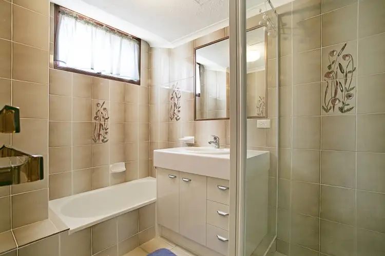 Seventh view of Homely unit listing, 3/21 Second Avenue, Broadbeach QLD 4218