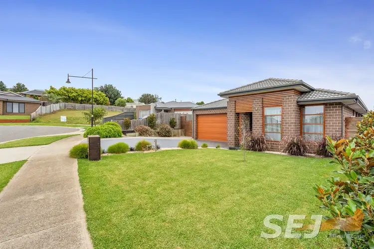 12 Huntingfield Court, Warragul VIC 3820
