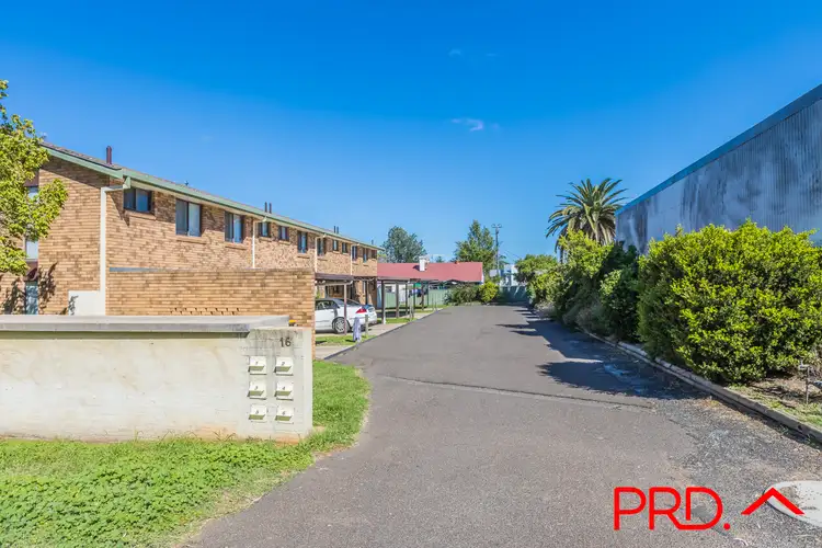 Main view of Homely unit listing, 1/16 Barton Lane, Tamworth NSW 2340
