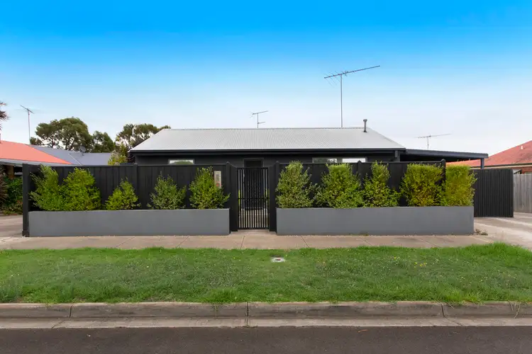 1/62 Burlington Crescent, Leopold VIC 3224