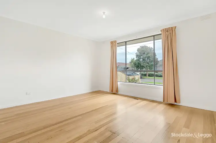Seventh view of Homely house listing, 10 Lee Street, Craigieburn VIC 3064