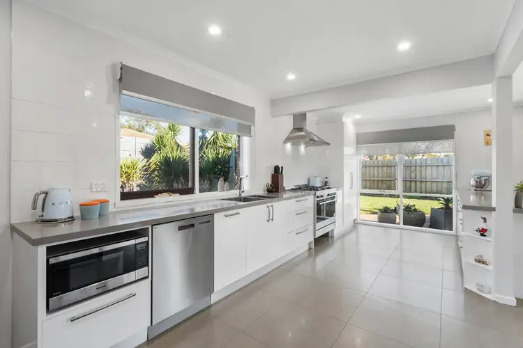 Fifth view of Homely house listing, 2 Immerset Drive, Chelsea Heights VIC 3196