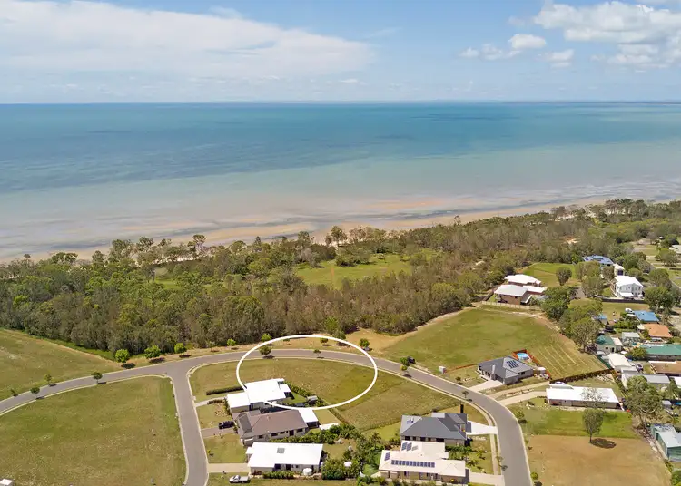 18 Barramundi Dr, Burrum Heads QLD 4659
