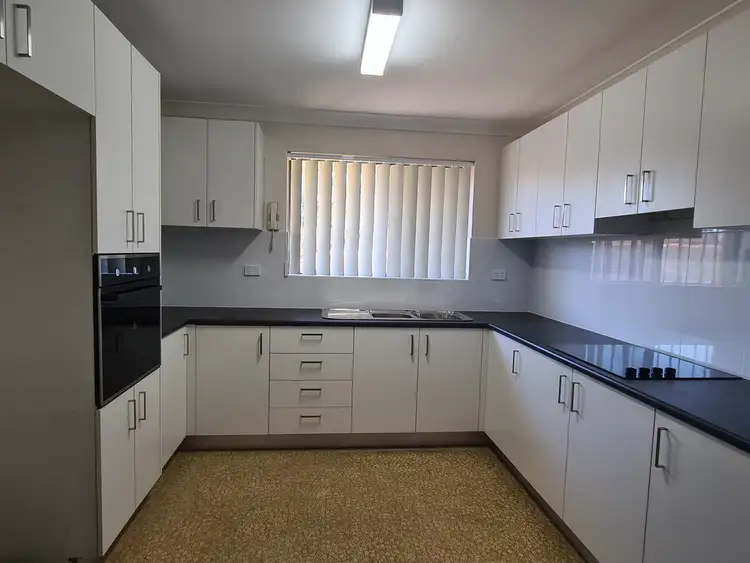 8/43 Victoria Road