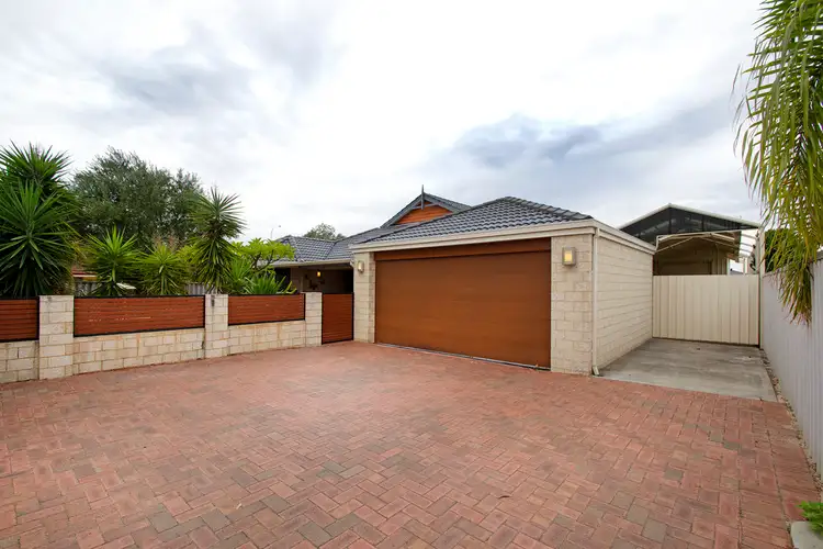 27 Pensacola Avenue, Caversham WA 6055