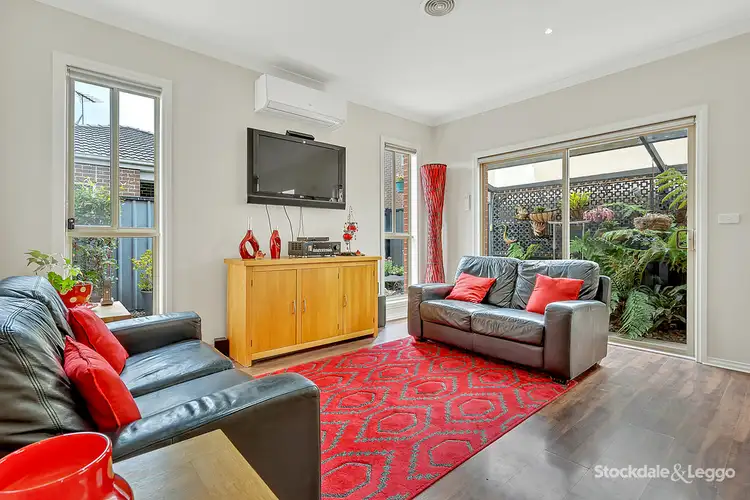 Fifth view of Homely house listing, 26 Periwinkle Circuit, Craigieburn VIC 3064
