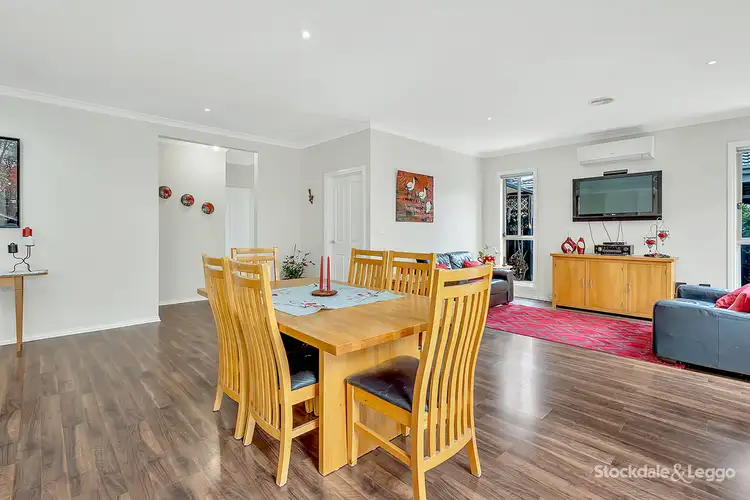 Sixth view of Homely house listing, 26 Periwinkle Circuit, Craigieburn VIC 3064