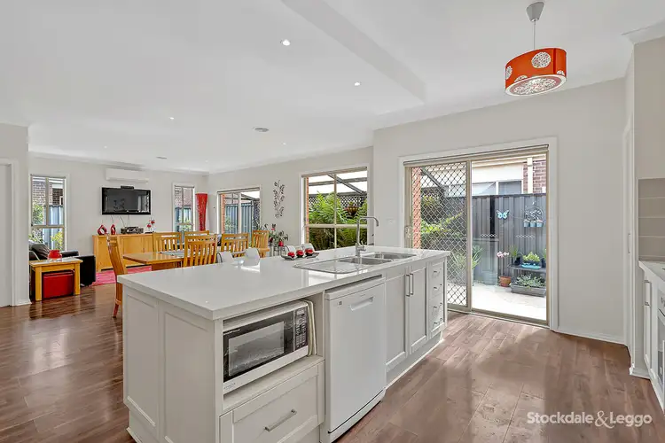 Seventh view of Homely house listing, 26 Periwinkle Circuit, Craigieburn VIC 3064
