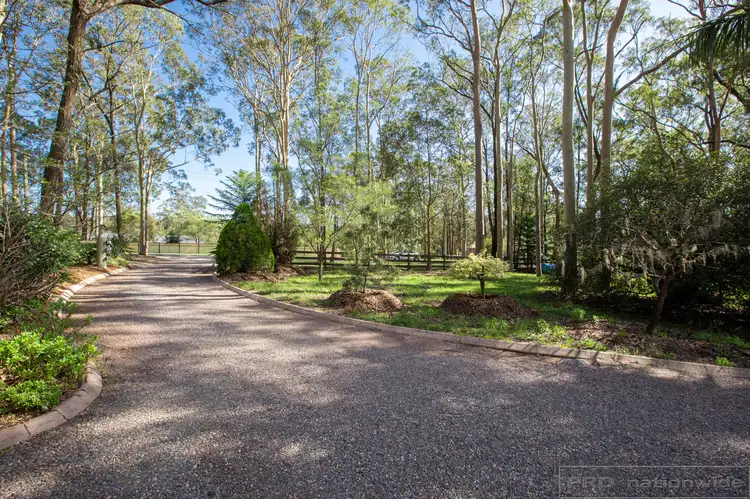11 Avalon Drive, Thornton NSW 2322